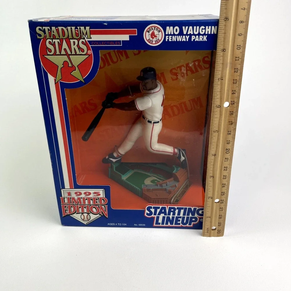 Starting Lineup Limited Edition Stadium Stars Fenway Park Mo Vaughn 1995